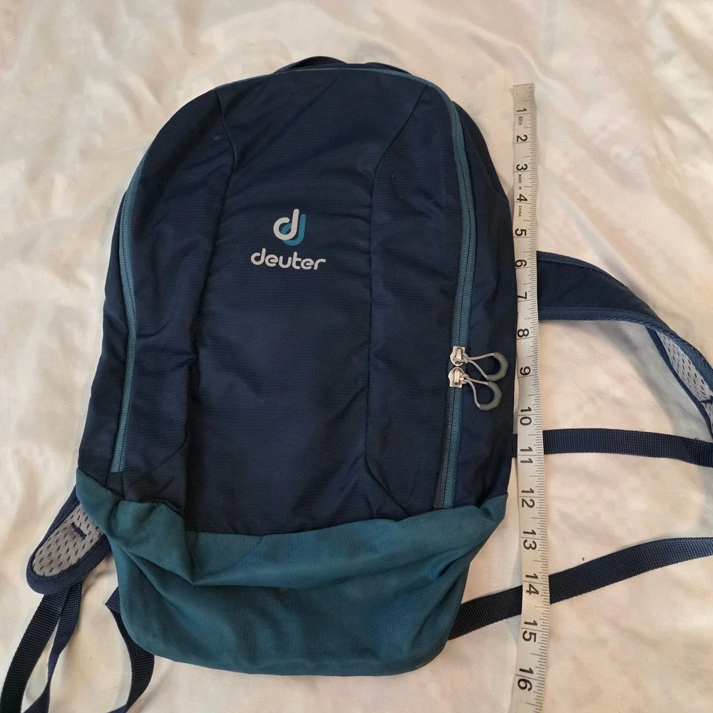 Deuter Hiking Backpack DayPack Navy Blue Teal Lightweight Outdoor 1170719